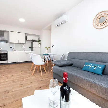 Sunrise & Sunset Apartament