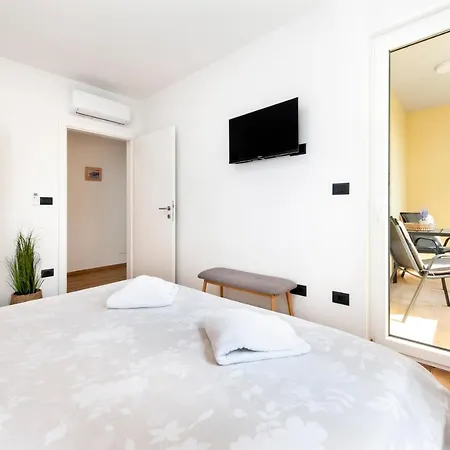Sunrise & Sunset Apartament